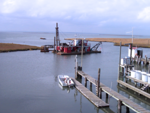 Read more about the article Dredging commences in the Rutgers University Marine Field Station boat basin