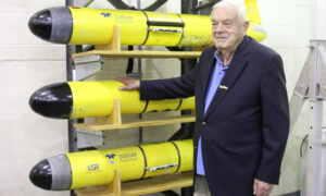 Read more about the article WHOI Appoints Douglas C. Webb as Oceanographer Emeritus